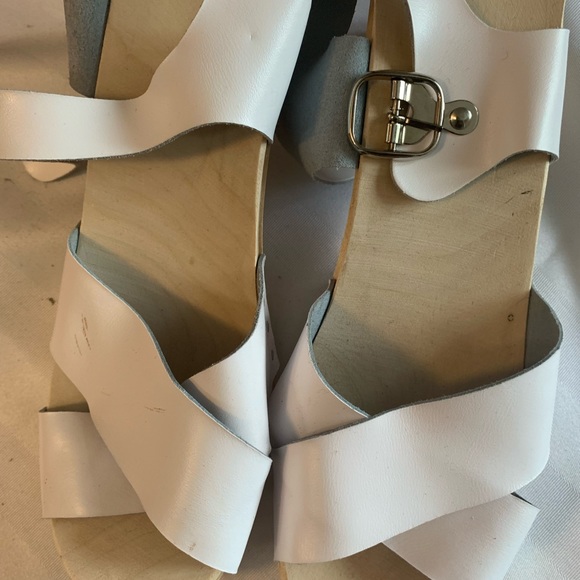 White leather clogs - Picture 3 of 5